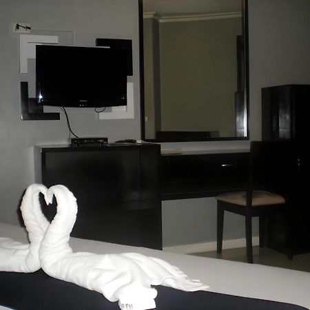 Richmond Plaza Hotel Tabok Экстерьер фото